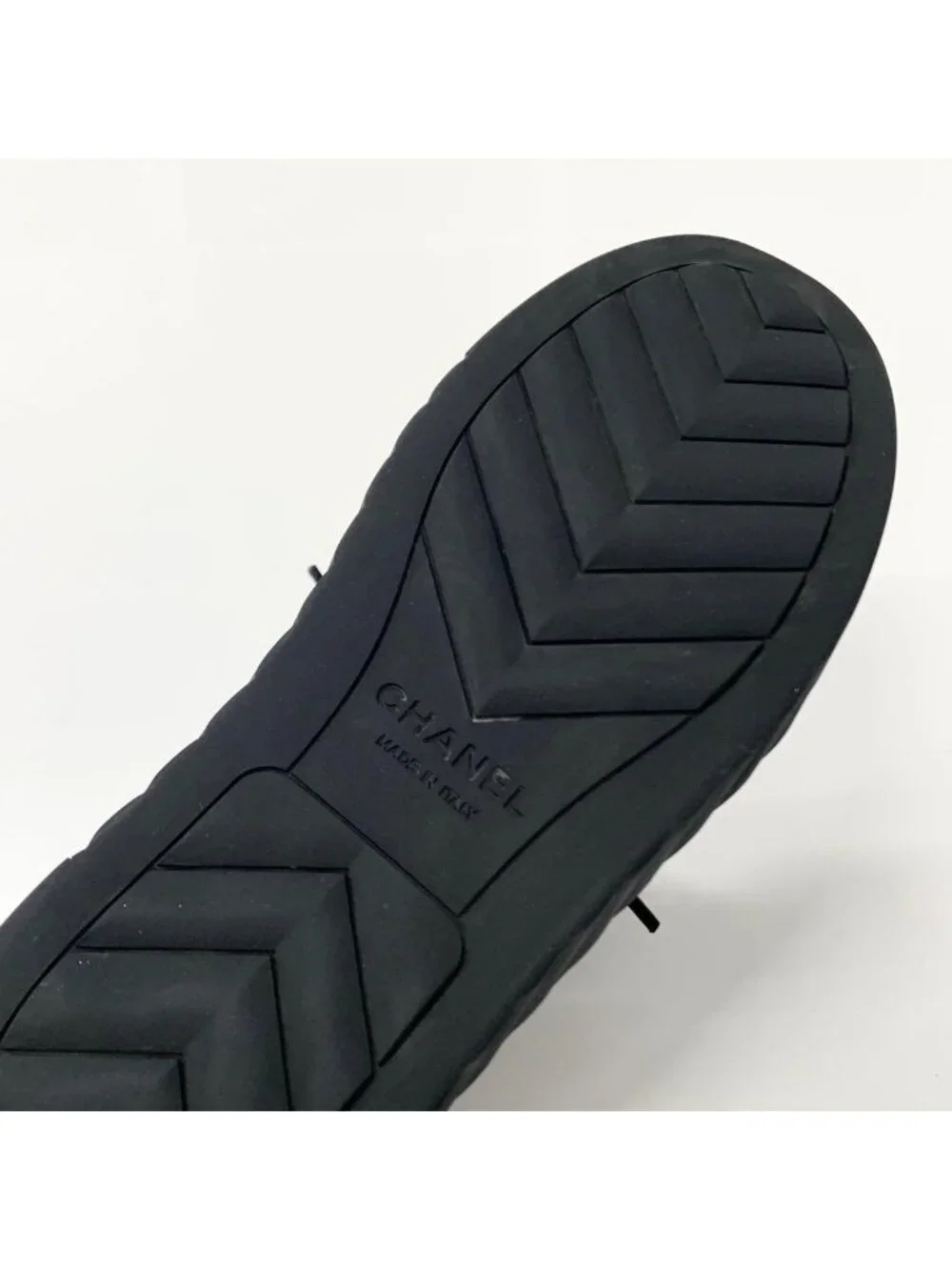 Chanel CC Logo Camellia Leather Fabric Sneakers Black